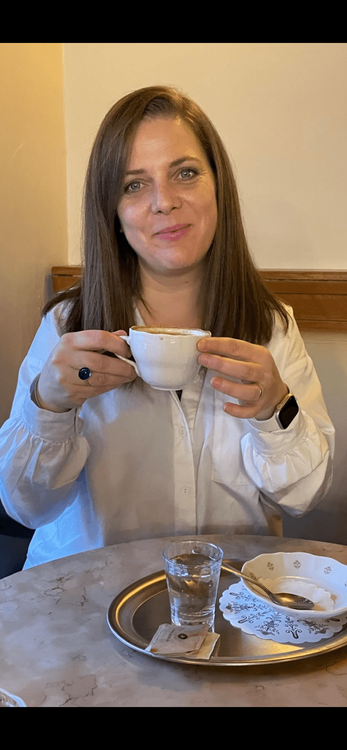 Mgr. Zuzana Mach